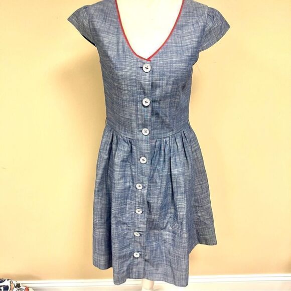 Brooks Brothers chambray button back dress. Sz 4 - Picture 2 of 6